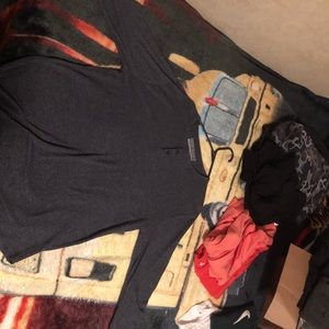 Grey long sleeve you will get 2 free shirts